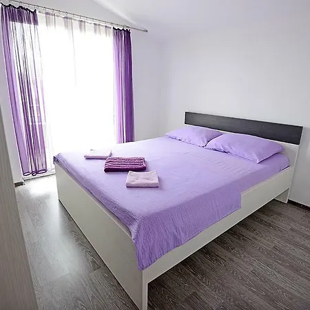 Apartment Mario Pula